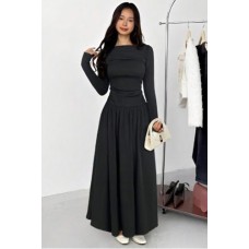 Siyah Uzun Pileli Elbise